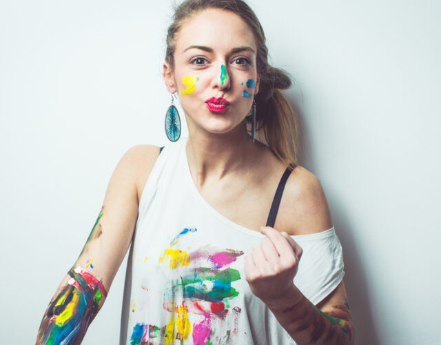 DIY als gesellschaftlicher Trend – Kreativität erleben in Stuttgart Der DIY-Trend („Do it yourself“) ist längst mehr als nur ein Hobby. Er steht für Nachhaltigkeit, Individualität und den Wunsch, Dinge wieder selbst zu erschaffen. Mitten in Stuttgart greift die wsk werbeagentur in Stuttgart diesen Zeitgeist auf – und eröffnet mit „Die Macherei“ einen neuen kreativen Hotspot für Workshops und Kurse.